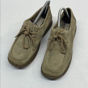 Authentic Airwalk Suede loafers size 9.5